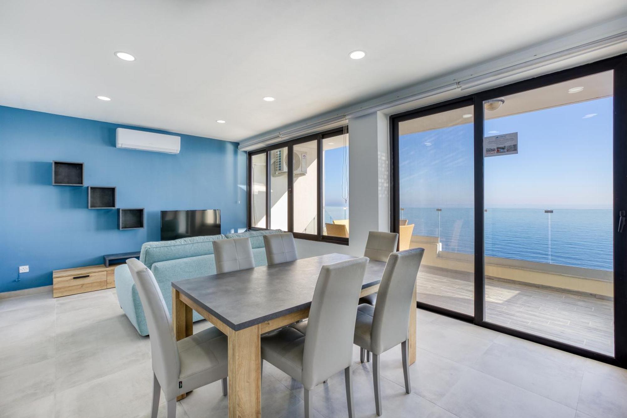 Seafront Sliema Apartment With Balcony & Sea Views By Jl Extérieur photo