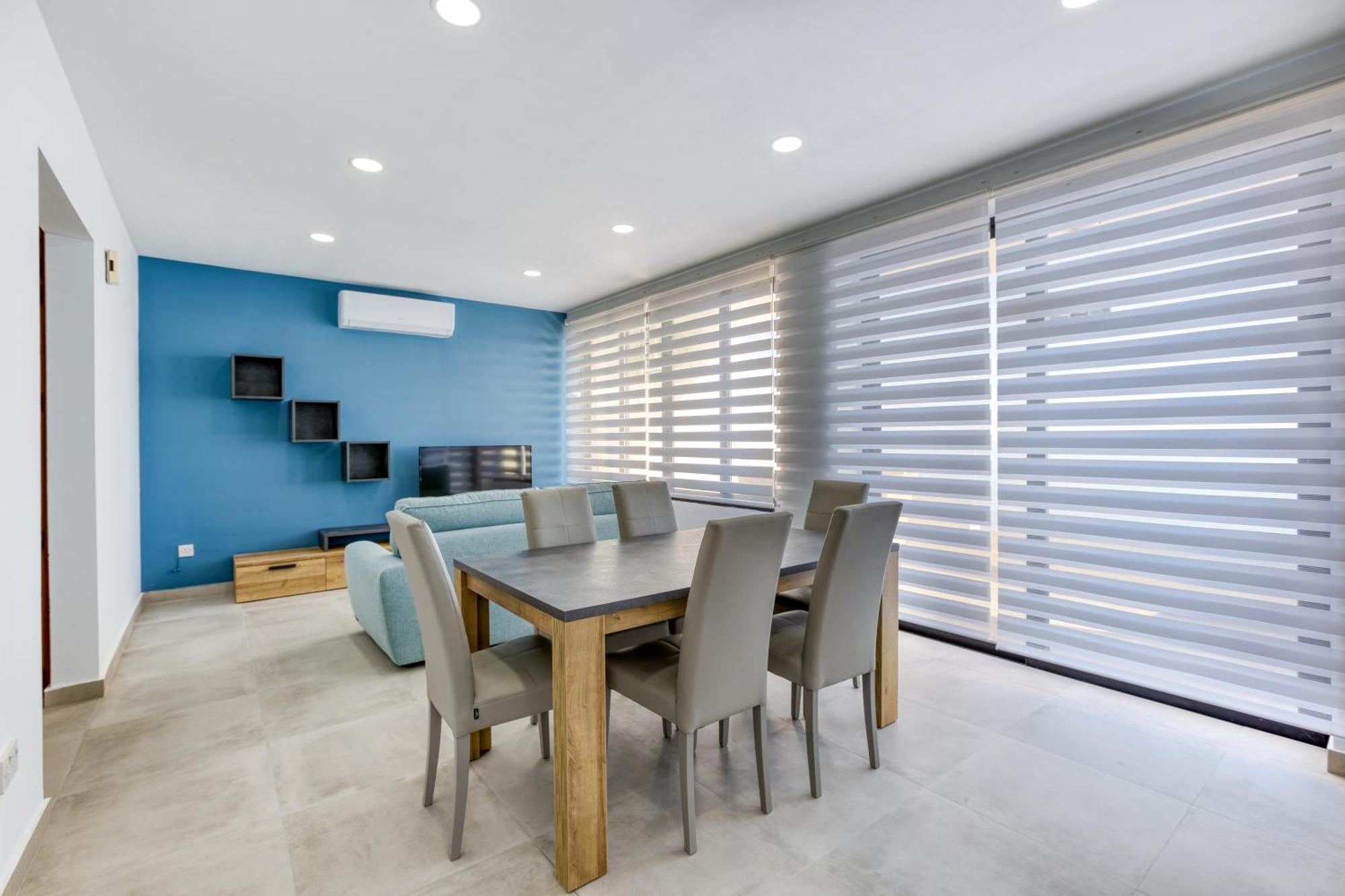 Seafront Sliema Apartment With Balcony & Sea Views By Jl Extérieur photo