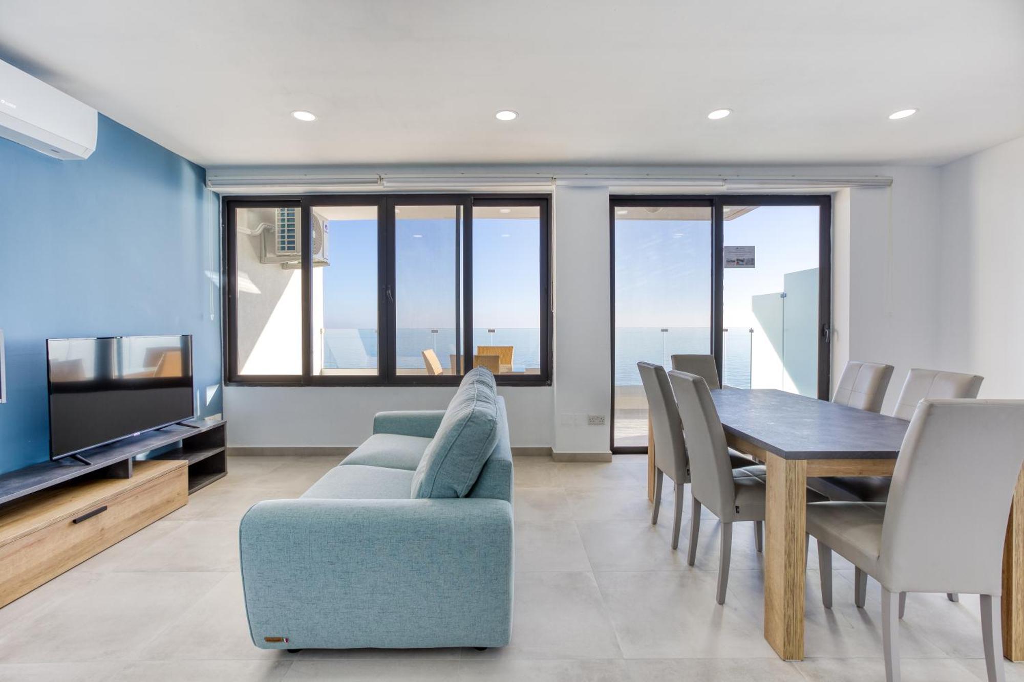 Seafront Sliema Apartment With Balcony & Sea Views By Jl Extérieur photo