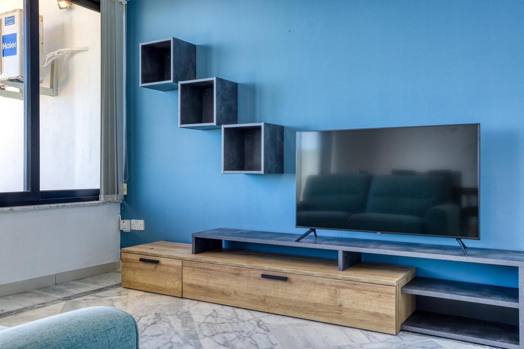 Seafront Sliema Apartment With Balcony & Sea Views By Jl Extérieur photo