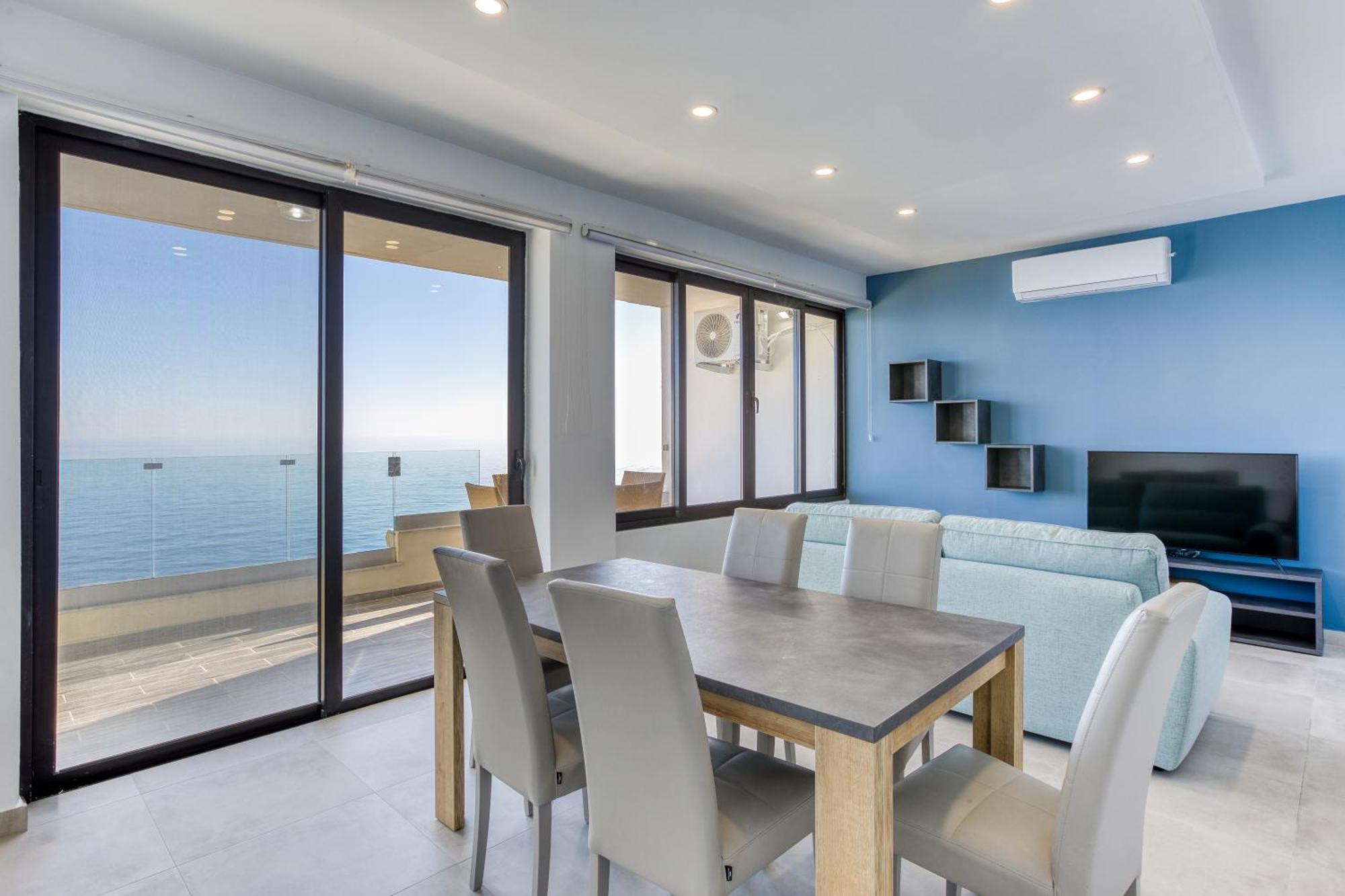 Seafront Sliema Apartment With Balcony & Sea Views By Jl Extérieur photo