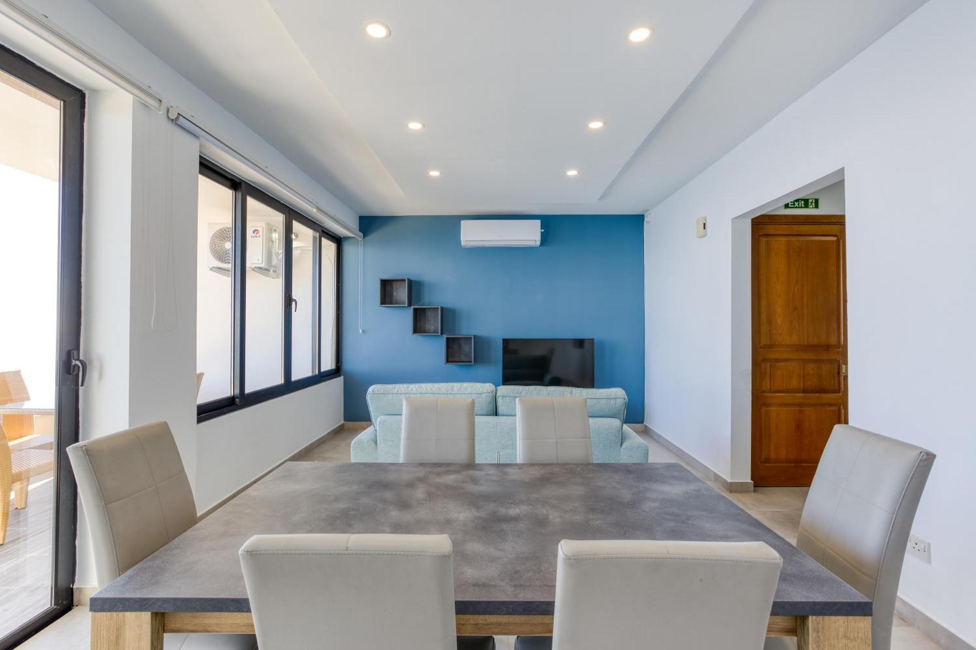 Seafront Sliema Apartment With Balcony & Sea Views By Jl Extérieur photo